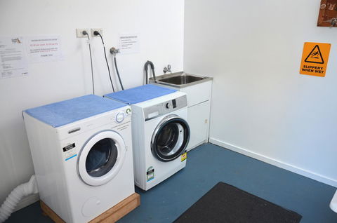 Castaway Holiday Apartments - Accommodation Port Macquarie 22