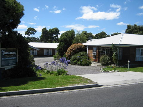 Castaway Holiday Apartments - Accommodation Port Macquarie 0