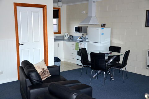 Castaway Holiday Apartments - Accommodation Port Macquarie 10