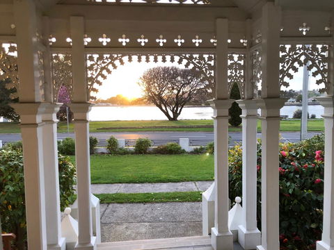 Riverbank Villa - Accommodation Port Macquarie 8
