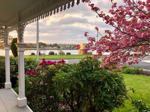 Riverbank Villa - Accommodation Port Macquarie 9