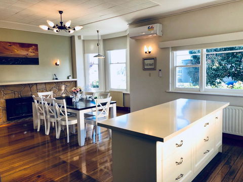 Riverbank Villa - Accommodation Port Macquarie 4