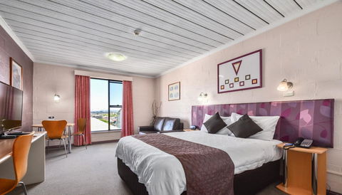 Balmoral On York - Accommodation Port Macquarie 2