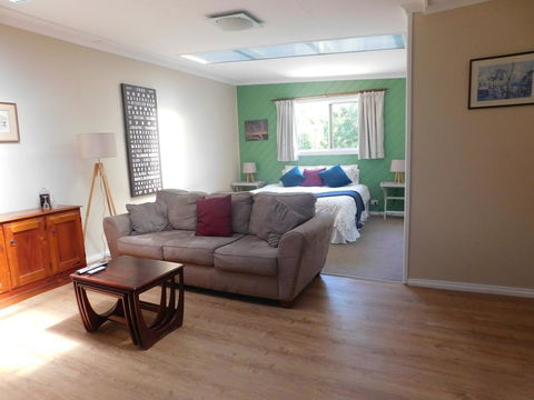 Amble\'a\'While On Tamar - Accommodation Port Macquarie 0