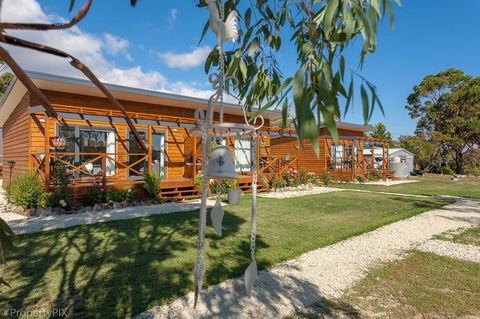 Harrison Grove - Accommodation Port Macquarie 0