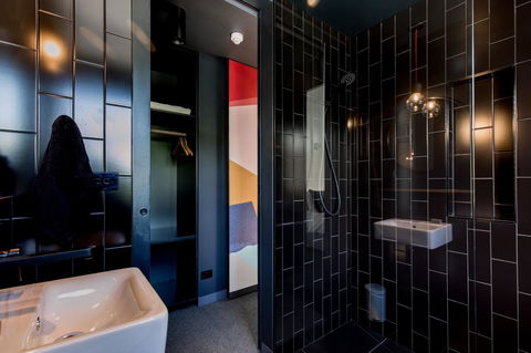 105 Mac Unique Apartments - Accommodation Port Macquarie 14