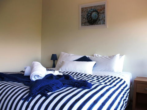Freycinet Sanctuary 5 - Accommodation Port Macquarie 6