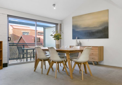 Sullivans Cove Apartments - Accommodation Port Macquarie 0