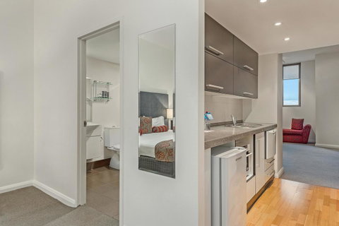 Mantra One Sandy Bay Road - Accommodation Port Macquarie 9