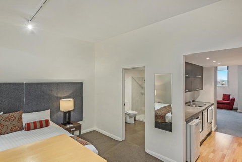 Mantra One Sandy Bay Road - Accommodation Port Macquarie 12