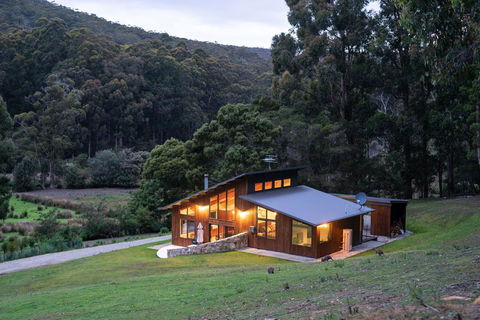 Adventure Bay Retreat Bruny Island - Accommodation Port Macquarie 2