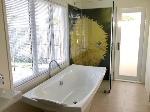 Richmond Bridge Accommodation â€œTwo The Bridgeâ€ - Accommodation Port Macquarie 3