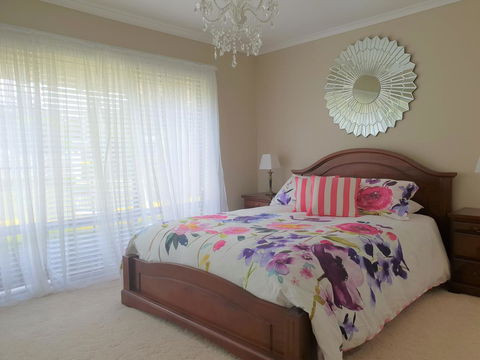 Garden By The Beach - Gateway To The East Coast, Close To Airport - Accommodation Port Macquarie 2