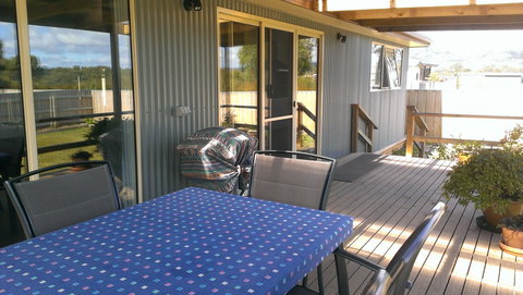 The Crays Accommodation - Accommodation Port Macquarie 6