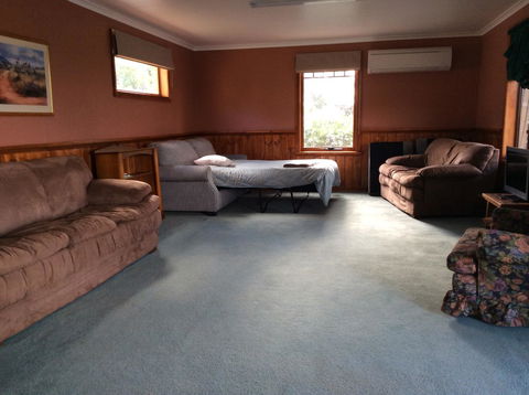 Our Cottage - Accommodation Port Macquarie 5