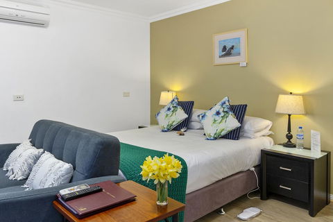 Oyster Cove Chalet - Accommodation Port Macquarie 4