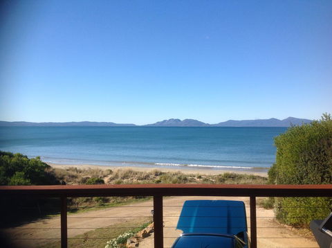 Swansea Beach House Oceanfront - Accommodation Port Macquarie 0