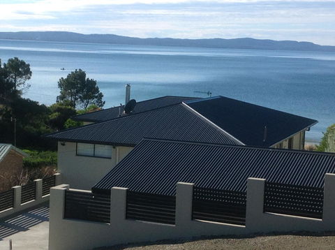 Swansea Beach House Oceanfront - Accommodation Port Macquarie 4