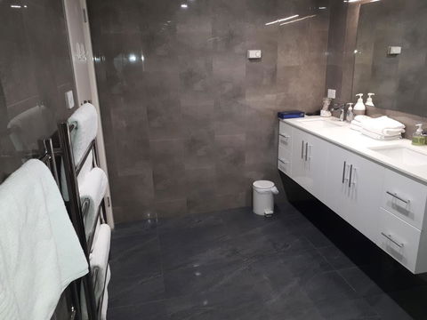 Jenatt Apartments Salamanca - Accommodation Port Macquarie 4