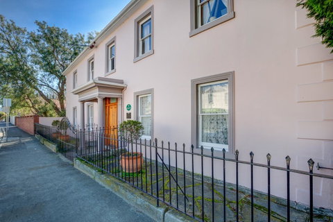 Maison Del Mar - Accommodation Port Macquarie 0