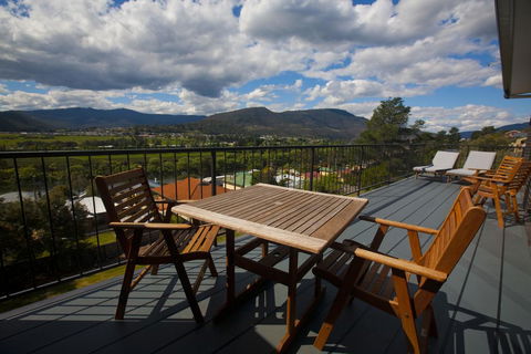 New Norfolk Apartment - Accommodation Port Macquarie 0