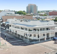 Newmarket Hotel