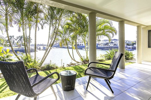 NewPort Dream Quiet Island - No Party - Accommodation Port Macquarie 1