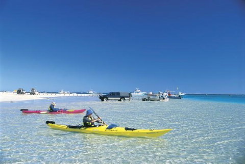 Ningaloo Coral Bay Backpackers - Accommodation Port Macquarie 1