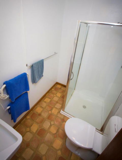 Nornalup Riverside Chalet - Accommodation Port Macquarie 3