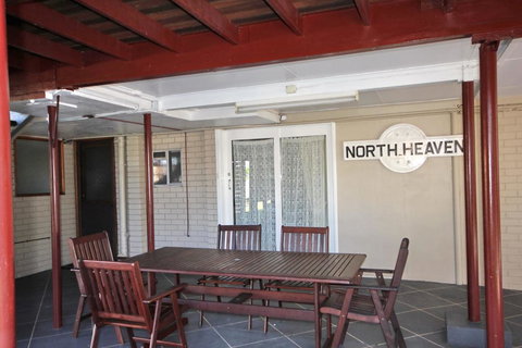 NORTH HEAVEN STATION 28 Alma St, North Haven - Accommodation Port Macquarie 2