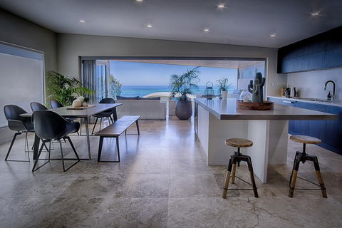 North Shore Holiday Home - Accommodation Port Macquarie 1