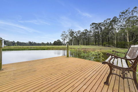 Nulkaba Escape, Super Central, Walk To Zoo, Short Drive To Potters + Wineries - Accommodation Port Macquarie 0