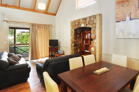 Number 9 DBV - Accommodation Port Macquarie 3