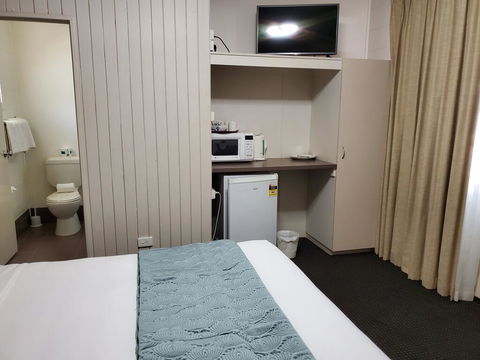 O'Sheas Windsor Hotel - Accommodation Port Macquarie 2
