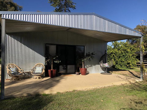 Oak Lane Guest House & Farm Stay - Accommodation Port Macquarie 2
