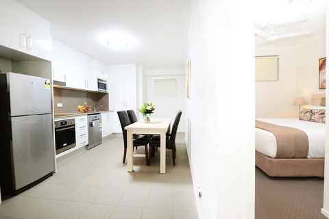 Oaks Moranbah Suites - Accommodation Port Macquarie 3