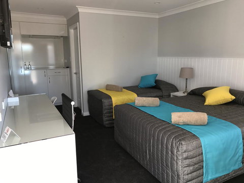 Oasis Motel - Accommodation Port Macquarie 0