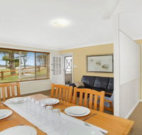 Ocean Blue Apartment Five - ground floor apartment - Accommodation Port Macquarie