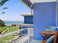 Ocean Blue Apartment Four - apartment on 2nd level