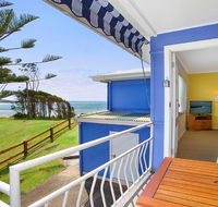 Ocean Blue Apartment Three - apartment on 2nd level - Accommodation Port Macquarie