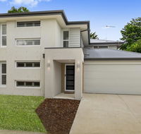 OCEAN BREEZE Family Home - Accommodation Port Macquarie