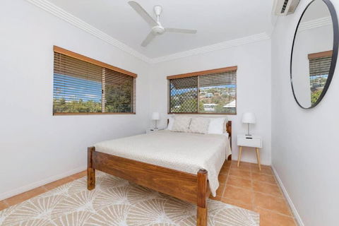 Ocean Breeze, Near Parks And Rowes Bay - Accommodation Port Macquarie 3