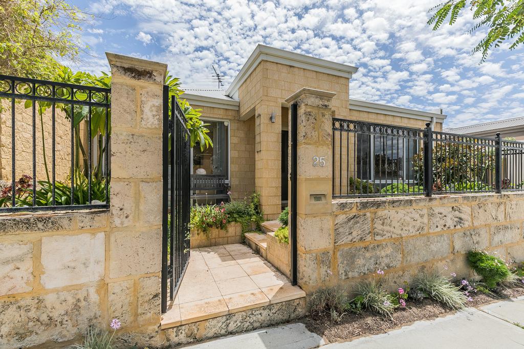 Clarkson WA Accommodation Port Macquarie