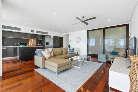 OCEAN VIEWS @ NOR NOR EAST 201 - Accommodation Port Macquarie 3