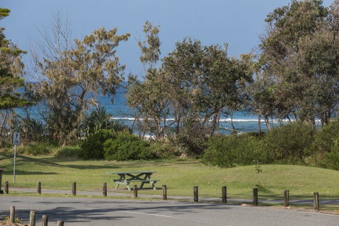 Oceanfront Beach House On Marine Parade - Accommodation Port Macquarie 2