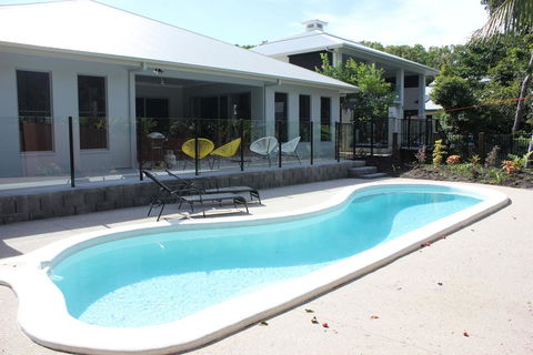 Oceans Edge Reef Retreat - Accommodation Port Macquarie 0