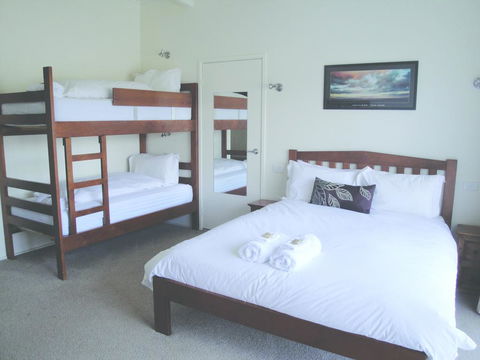 Off Mountain Accommodation - Accommodation Port Macquarie 3