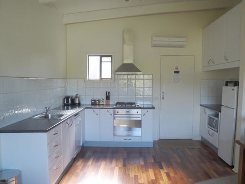 Off Mountain Accommodation - Accommodation Port Macquarie 1