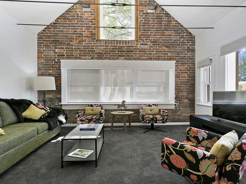 Old Bank Stables - 3 Night Weekends For Price Of 2 - Accommodation Port Macquarie 3