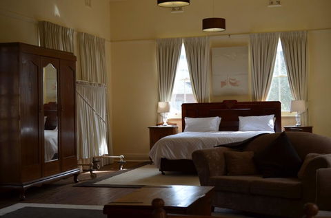 Old Parkes Convent - Accommodation Port Macquarie 1